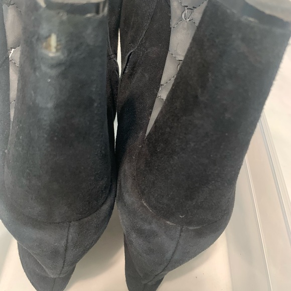 Vince Camuto suede heeled boots size 7 1/2 - Picture 10 of 10